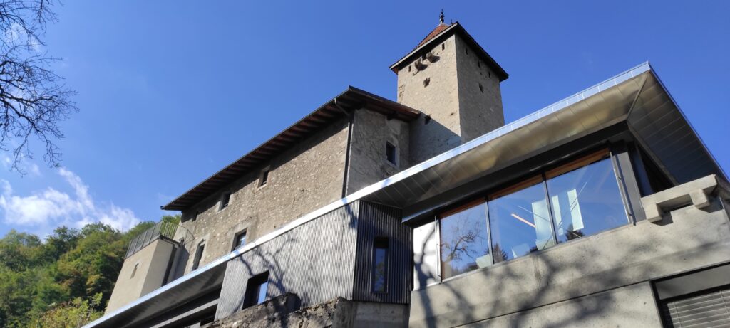 Observatoire des Alpes Château des Rubins 