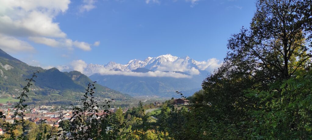 Vue sur le massif du Mont-Blanc, depuis Sallanches