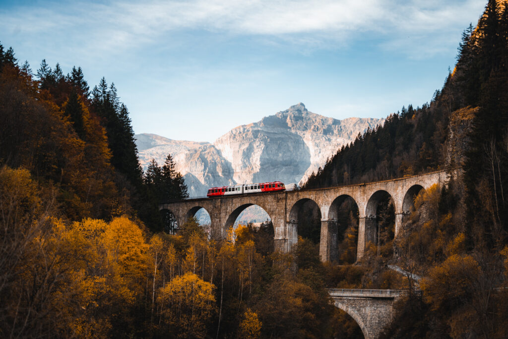 Mont-Blanc express sur le viaduc Sainte-Marie