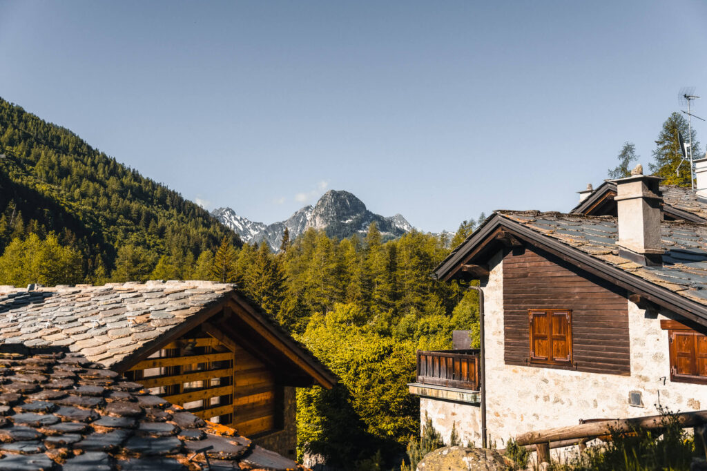 Village dans la vallée d'Aoste